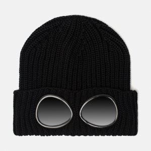 muzhskaya-shapka-c-p-company-wool-goggle-black-0_676x676.jpg